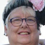 Dr Lorraine Bennett